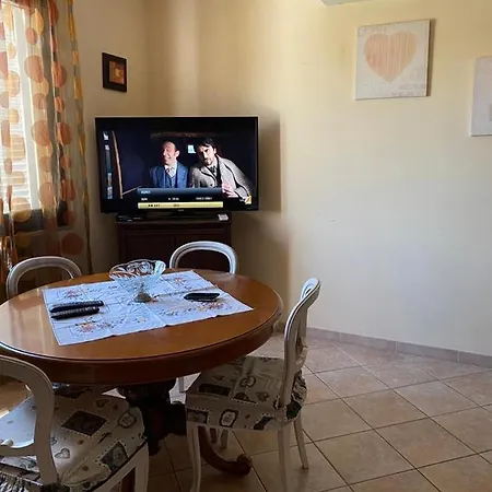 Casa Di Paola Mare 아파트 *